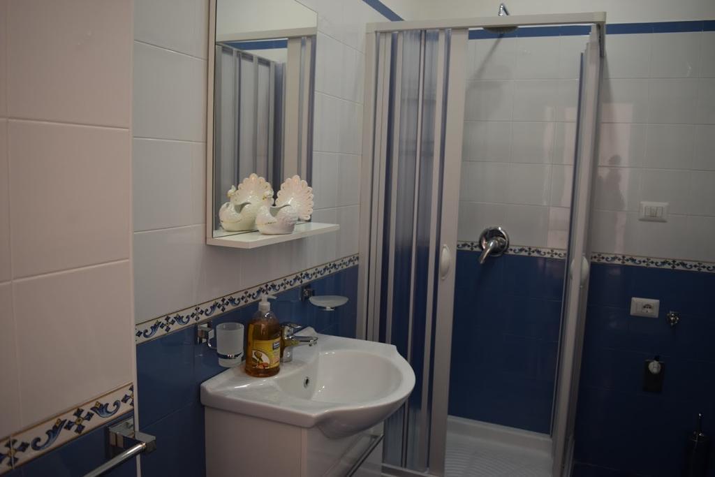La Casa Di Cirro Appartement Procida Buitenkant foto